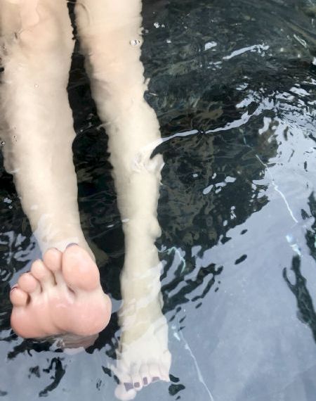 实拍中年夫妇大白天啪啪_BD免费视频大全