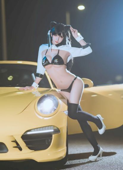 免费看美女扒开胸让人玩_DVD免费在线观看