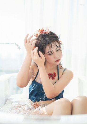 强乱中文字幕在线播放不卡_剧情片完整版观看