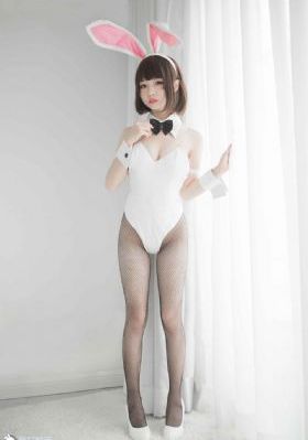 在公车上拨开内裤进入毛片在线看_剧情片迅雷电影在线