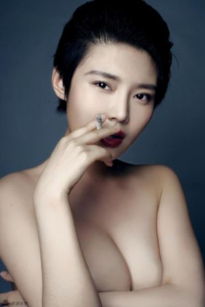 中文字幕欧美一区二区三区_超清完整在线观看