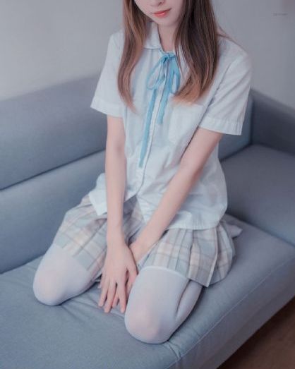少妇中出无码一区二区_超清在线观看完整版