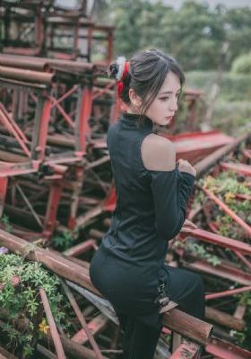 亚洲性av免费在线播放_720神马在线观看