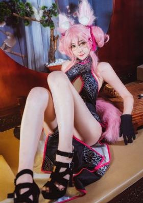 精品粉嫩18虎白女20p_BD英语高清电影在线
