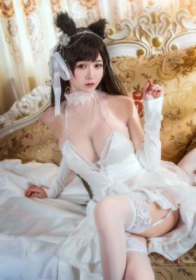 日本韩国欧美人人澡_十万网红美女美酱